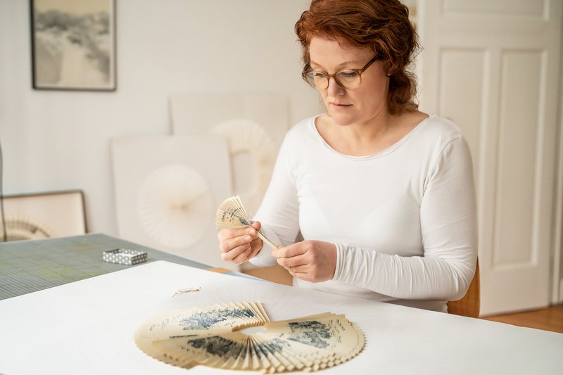 heydenreich in her atelier