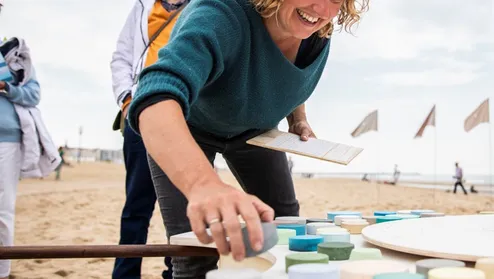 Valerie van Leersum aan het werk