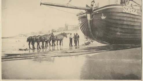 Vue de la plage Schéveningue, ca. 1900, Foto, Haags Gemeentearchief.